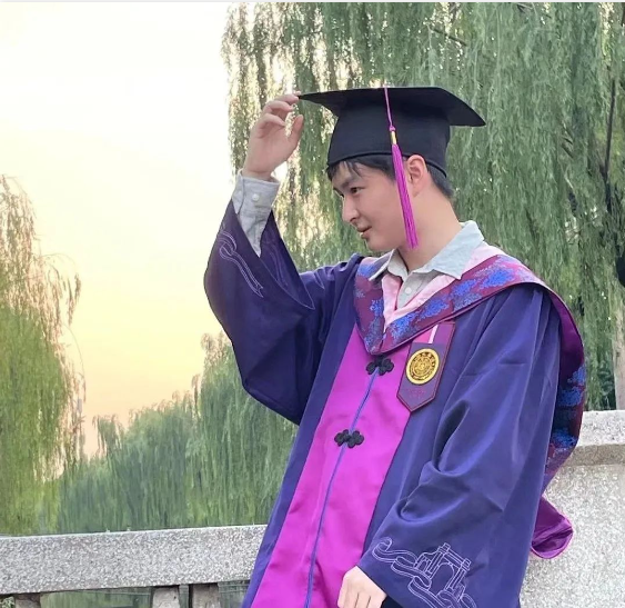 优秀学子 | 赵南迪：一名普通学生到清华大学的"逆袭"之路